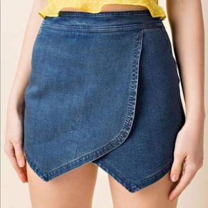 NWT Honey Belle Denim Skort